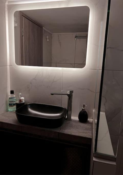 Minimal 3Br Apartment In Atina Dış mekan fotoğraf
