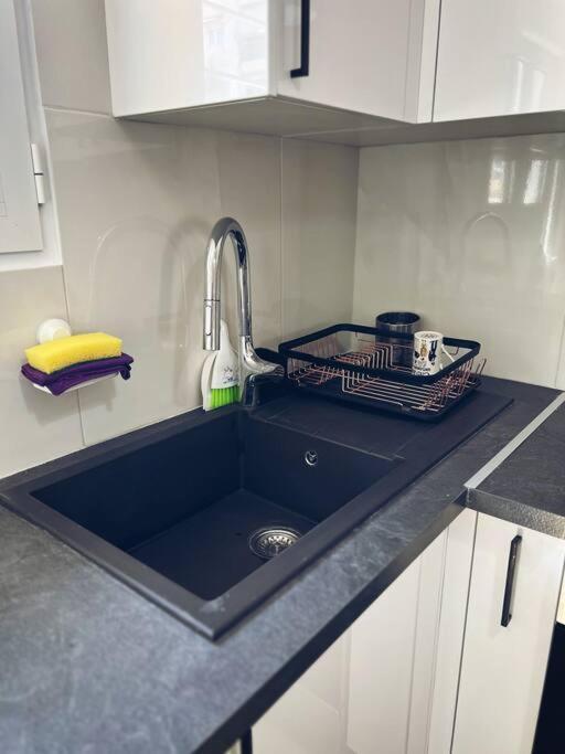 Minimal 3Br Apartment In Atina Dış mekan fotoğraf
